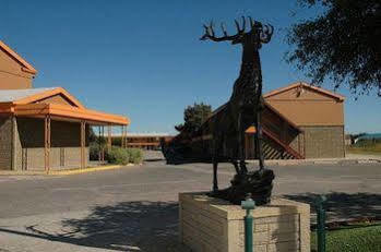 Bradford Inn & Suites Midland Luaran gambar